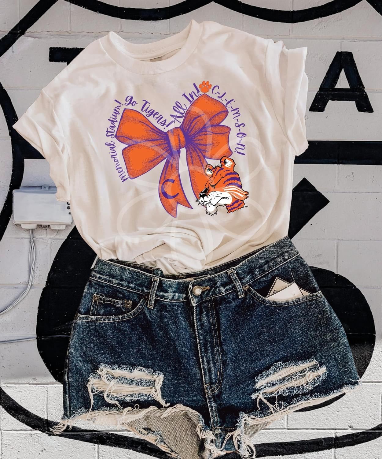 ‘Clemson’ Orange Bow Completed Tee