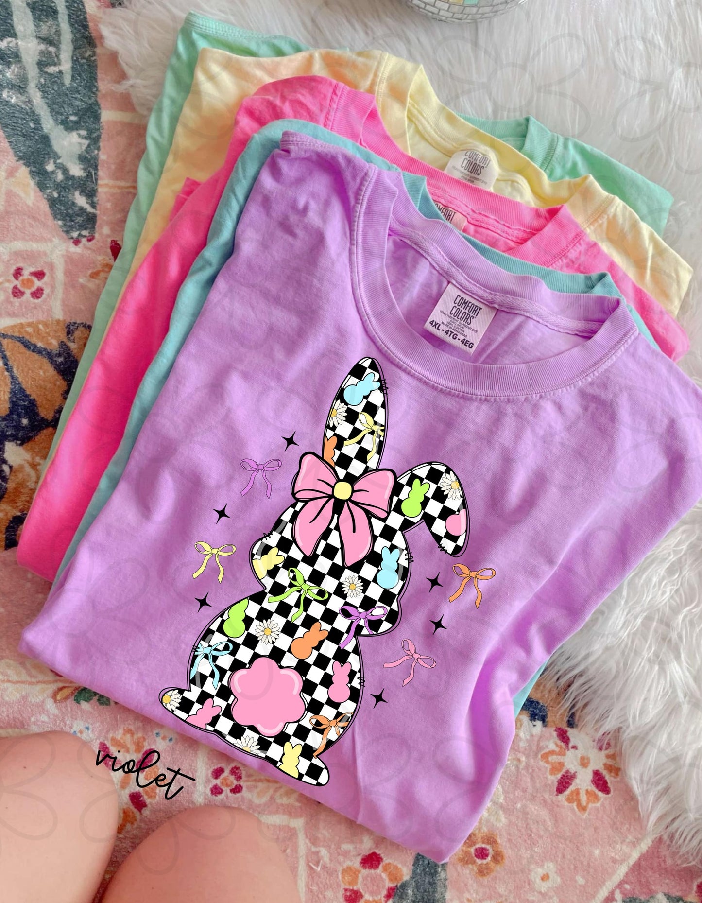 Retro Checkered Bunny Completed Tee